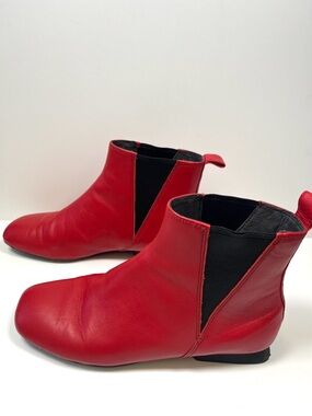 CAMPER Casi Myra Bootie - Red Leather
